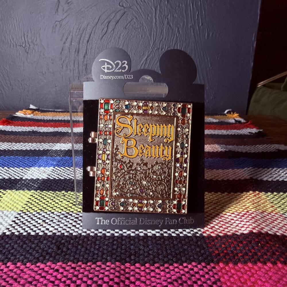 Disney D23 Reagan Library Storybook Sleeping Beauty Hinged Jeweled Pin PP91834
